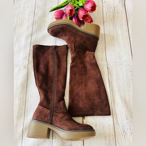 White Mountain Marcella Faux Suede Chocolate Brown Block Heel Boots Size 7M NEW
